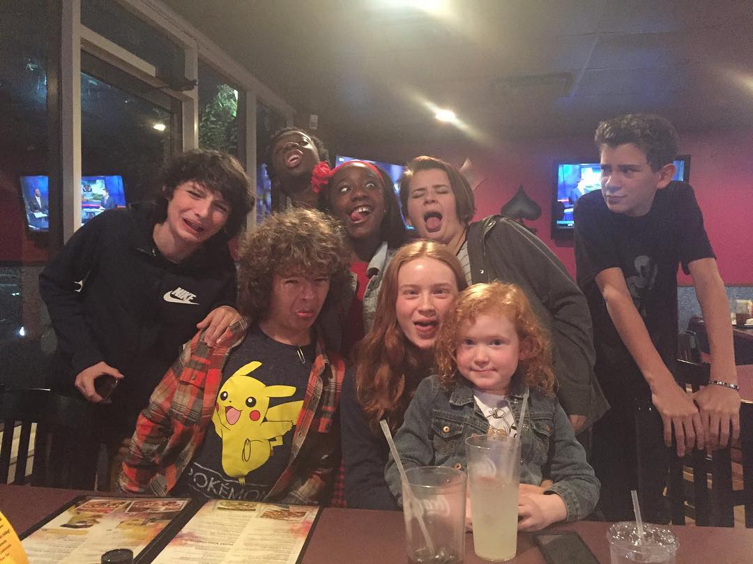 15 Adorable Pictures Of Stranger Things Cast Spending Time Together Playjunkie 1845