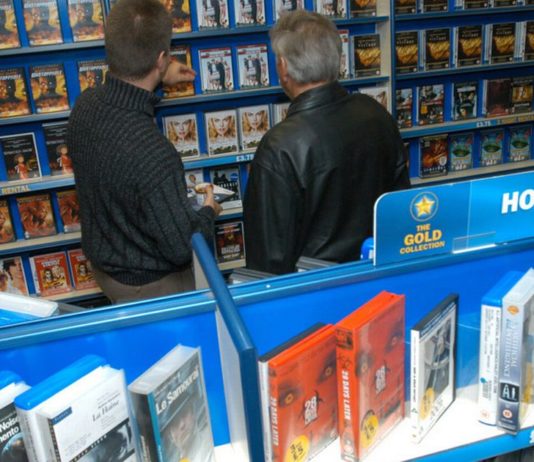 One Blockbuster Shop has a Twitter Account And It’s Comedy Gold