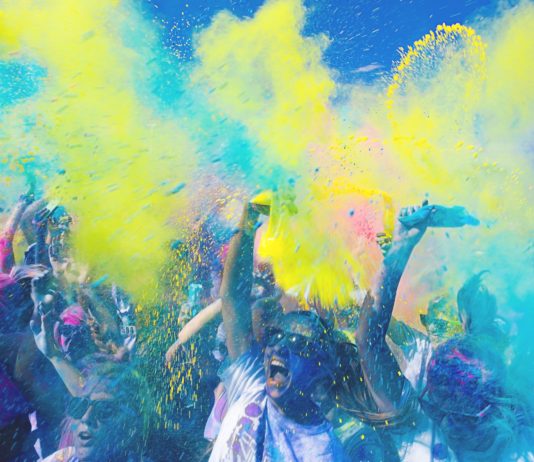 Colorblind People Get To See Color For The First Time