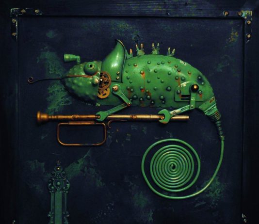 These Sculptures Are Made from Trash, but Look Perfect