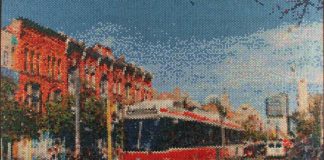 Artist Uses Bubble Wrap to Create Amazing Paintings