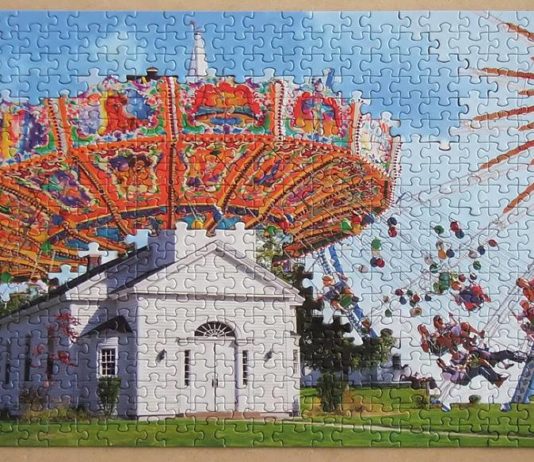 Artist Creates Intriguing Jigsaw Puzzle Montages