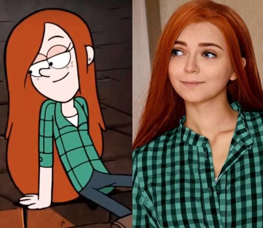 Russian Cosplayer Turns Herself into Popular Characters With Ease