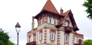 These Embroidery Patterns Capture The Beauty of European Architecture