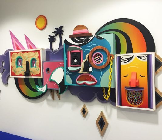 Impressive Sculptural Paintings Inspired by Miami from Alex Yanes