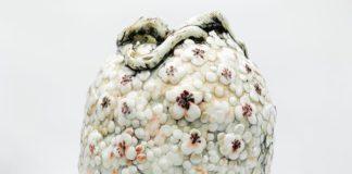 Artist Turns Beauty of Seasonal Woodlands into Colorful Ceramic Vases