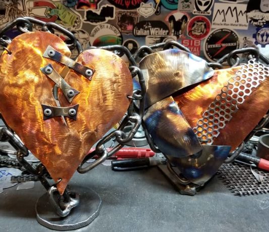 Welder Makes Awesome Creations out of Metal