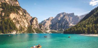 Man Uses Science to Clean his Childhood Lake