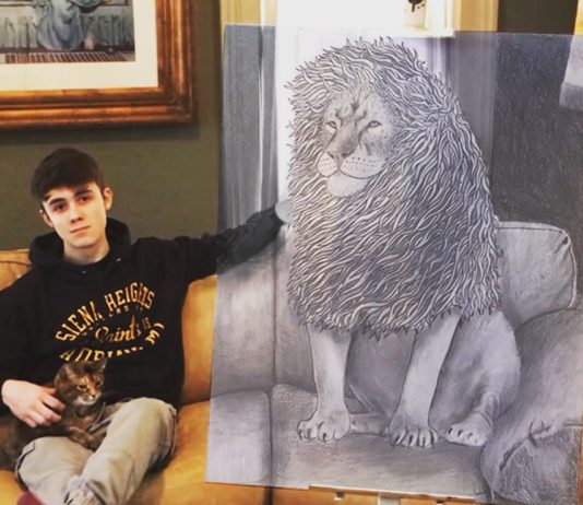 Artist Combines Real Objects With Drawings to Create Amusing Scenes