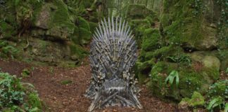 HBO Hid 6 Iron Thrones Around the World For An Epic Scavenger Hunt