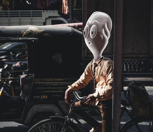 Artist Adds His Illustrations Into Everyday Ordinary Pictures