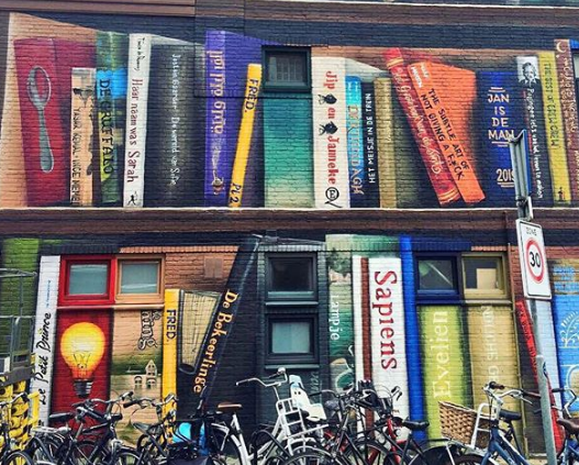 Gigantic Mural Features the Neighbors' Favorite Books - PlayJunkie