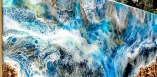 Amazing Resin Craft Done on Wood Pieces