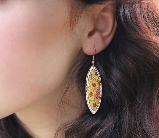 These Handcrafted Jewels Are Inspired by Famous Paintings