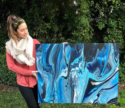 Beautiful Fluid Art by Kelly Johnson