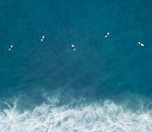 Photographer Captures the Uncontrollable Beauty of Ocean Waves