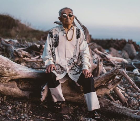 84-Year-Old Man Becomes Fashion Icon With the Help of His Grandson