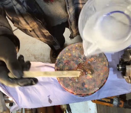 Nick Zammeti Makes a Huge Pencil Using Colored Pencils