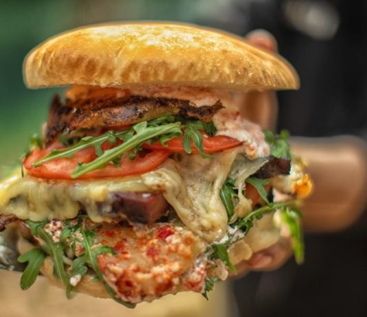 Extraordinary All-Organic Kitchen in the Heart of the Wilderness