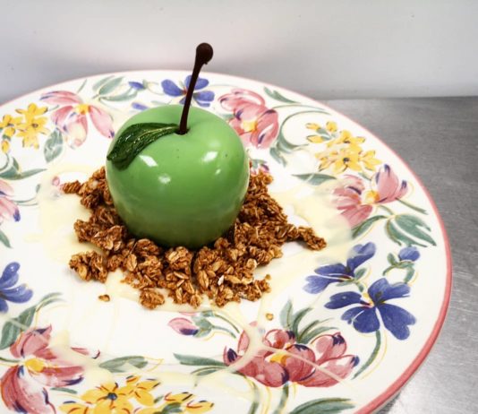Food Illusionist Creates Mind-Bending Desserts That Fool the Eye
