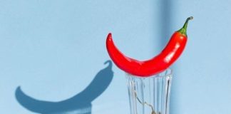 The “I Love Food Better Than People” Photo Series is Appetizing