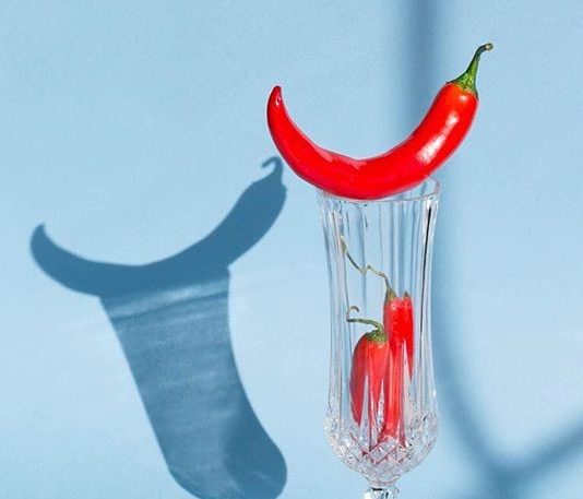 The “I Love Food Better Than People” Photo Series is Appetizing