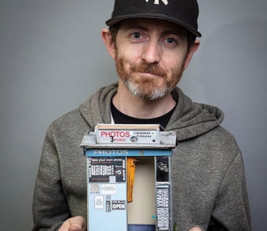 Artist Creates Adorable Miniature Sculptures