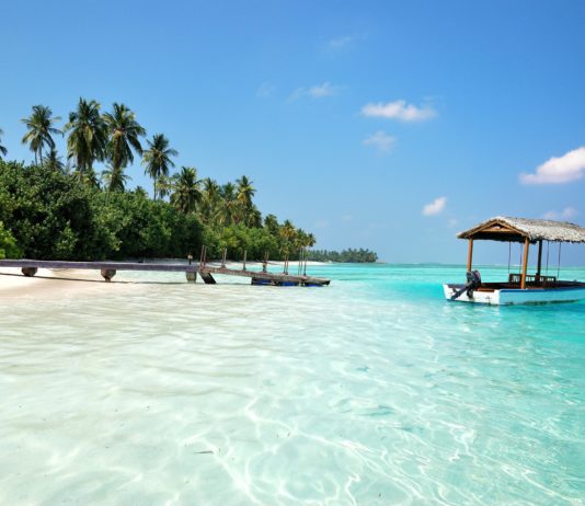Sleep Above the Ocean and Under the Stars In This Unique Hotel