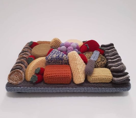 Man Replicates Household Items and Elaborate Meals in Crochet