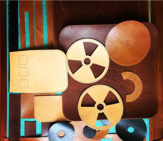 Craftsman Makes a Bag That Looks Like a Reel to Reel Player