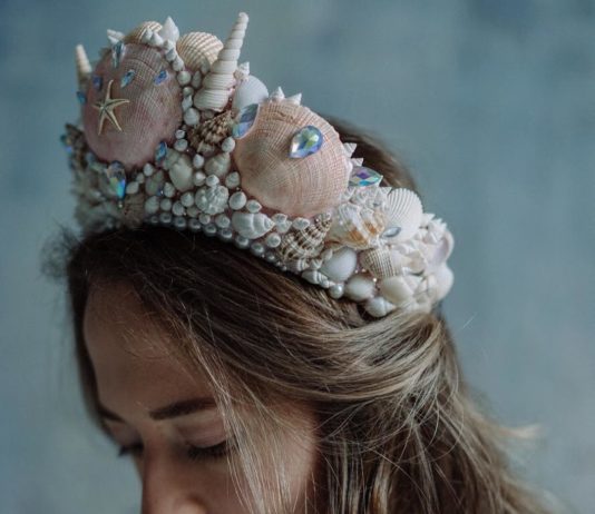 Amazing DIY Jewelry and Decoration Made by Russian Artist Masha Aprelskaya