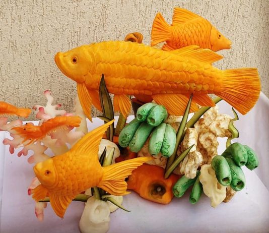 Check Out These Fruit Carvings by Angel Boraliev