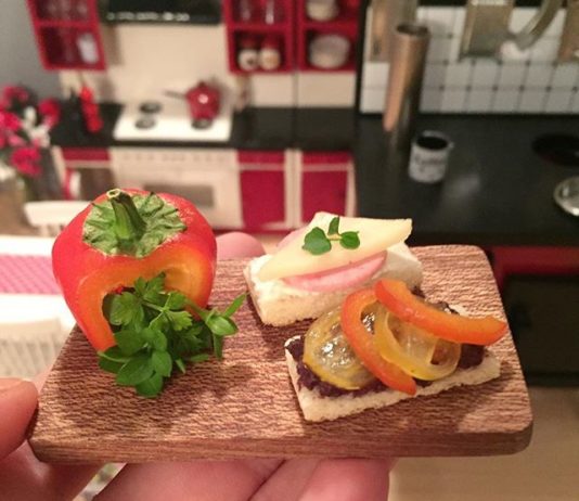 Mini Yemek’s Miniature Kitchen Takes the Cake