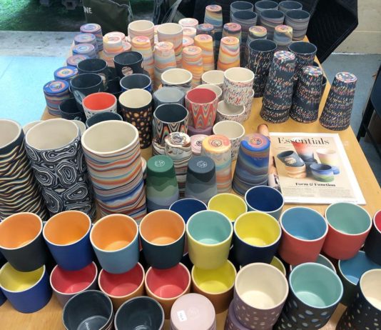 Artist Makes Beautiful Multi-Layered Pottery That Will Take Your Breath Away