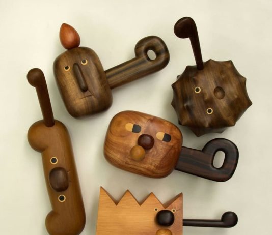 This Taiwanese Carpenter Makes Charming Cartoonish Wood Sculptures
