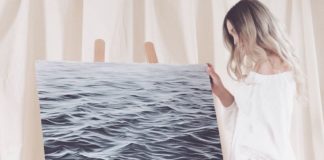 Artist Quits Job to Pursue Her Passion of Drawing Sea Waves