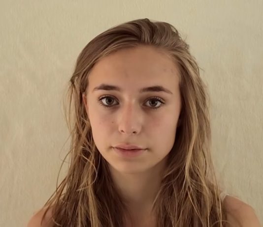 An Incredible Time-Lapse of a Young Girl Growing Up