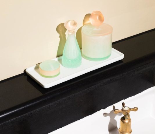 Artist Uses Soap Jars Instead of Plastic Packaging