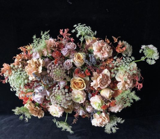 This Bouquets Will Make You Want to Pick Flowers In the Nearest Meadow