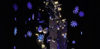 Couple Creates Christmas Tree Made Of Broken Mirrors