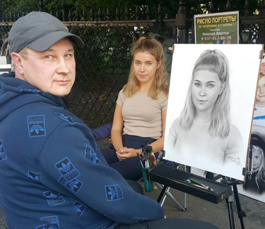Russian Artist Draws Amazing Portraits in Just One Hour