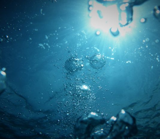 Here is What Happens When You Try to Photocopy Water