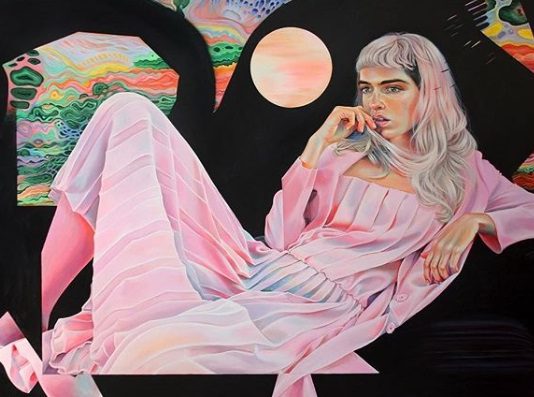 The Glossy, Fashionable Women of Martine Johanna