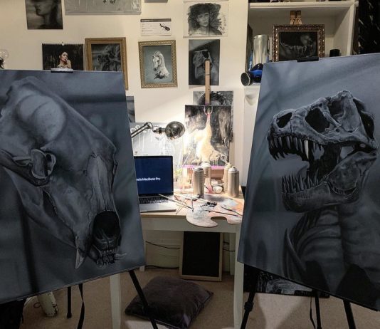 German Artist Creates Stunning Paintings of Prehistoric, Extinct Animals