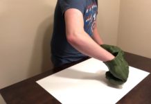 High School Student Challenges Himself To Draw With Hulk Hands