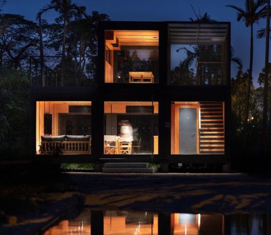 Design Agency Turns Shipping Containers into a Luxury Suite