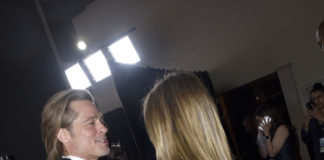 Brad Pitt and Jennifer Aniston Become a Meme After the SAG Awards