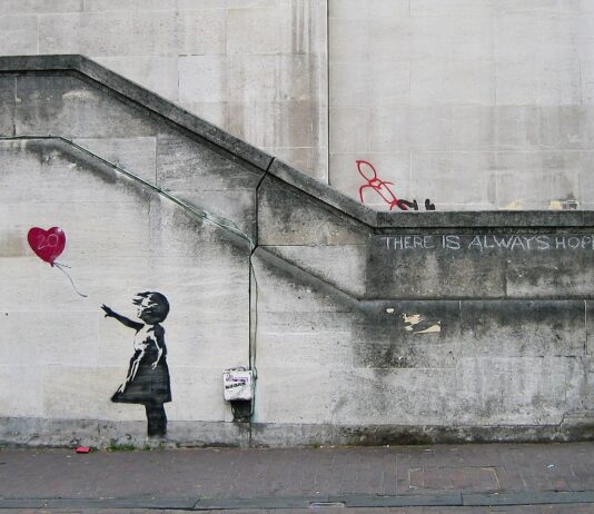 “The Missing Balloon” Project is Selling 299 Banksy Fakes and 1 Original "Girl with Balloon" by Banksy.