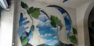 ONIRO’s Mesmerizing Murals Show the Connection Between Nature and Humans