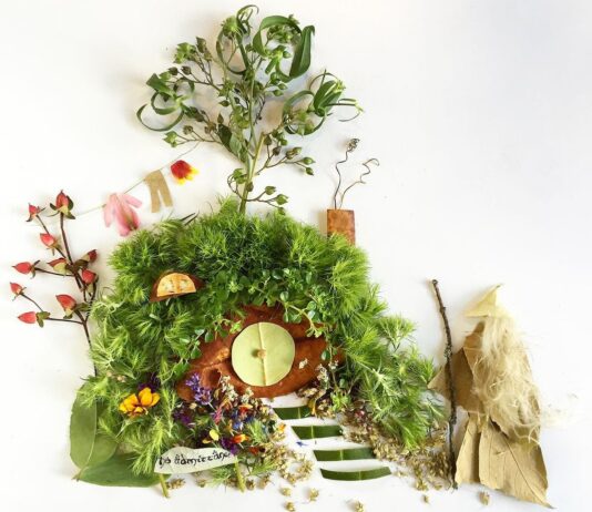 Flora Forager is Arranging Flowers Into Intricate Works of Art